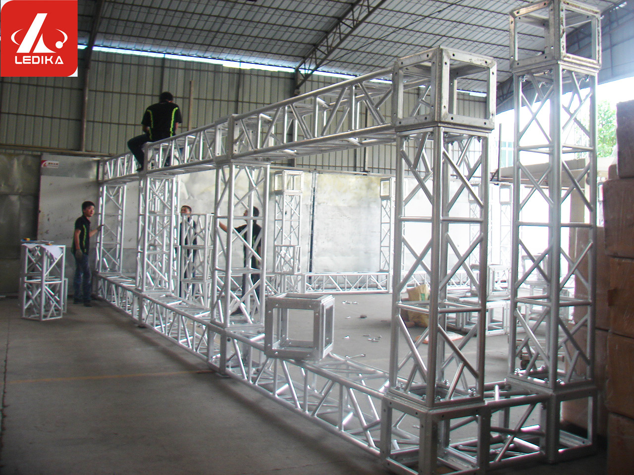 3 1mm Thickness Aluminum Square Truss 16 Box For 3 1mm Thickness Aluminum Square Truss