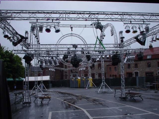 Global Aluminum Stage Lighting Truss Spigot Arc - Shaped  Indoor