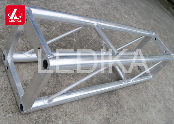 SN1100mm * 600mm Aluminum Square Truss Multi-purpose And Flexible For Concert