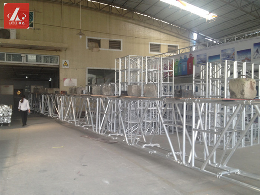 Outdoor Activities 6082 T6 Aluminum Foldable Truss With Customized Shaped